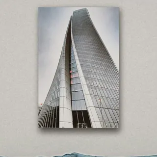 «Torre Hadid» di Luigi Girola, stampa su tela in un soggiorno