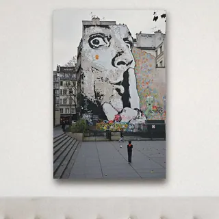 «Murales» di Veronica Morresi, stampa su tela in un soggiorno