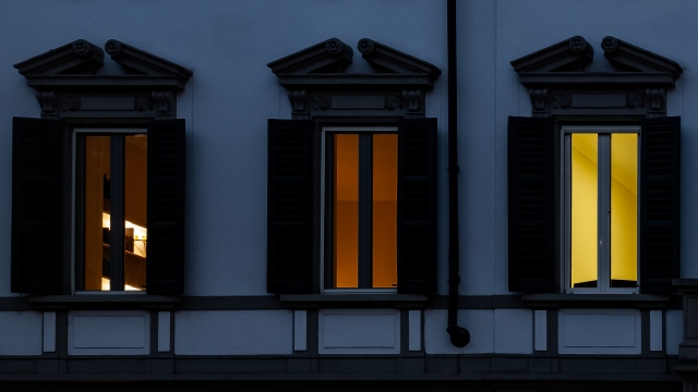 Interrupted Light Pattern