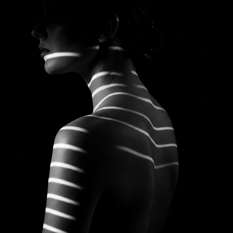 "Strisce d'Ombra e Luce"