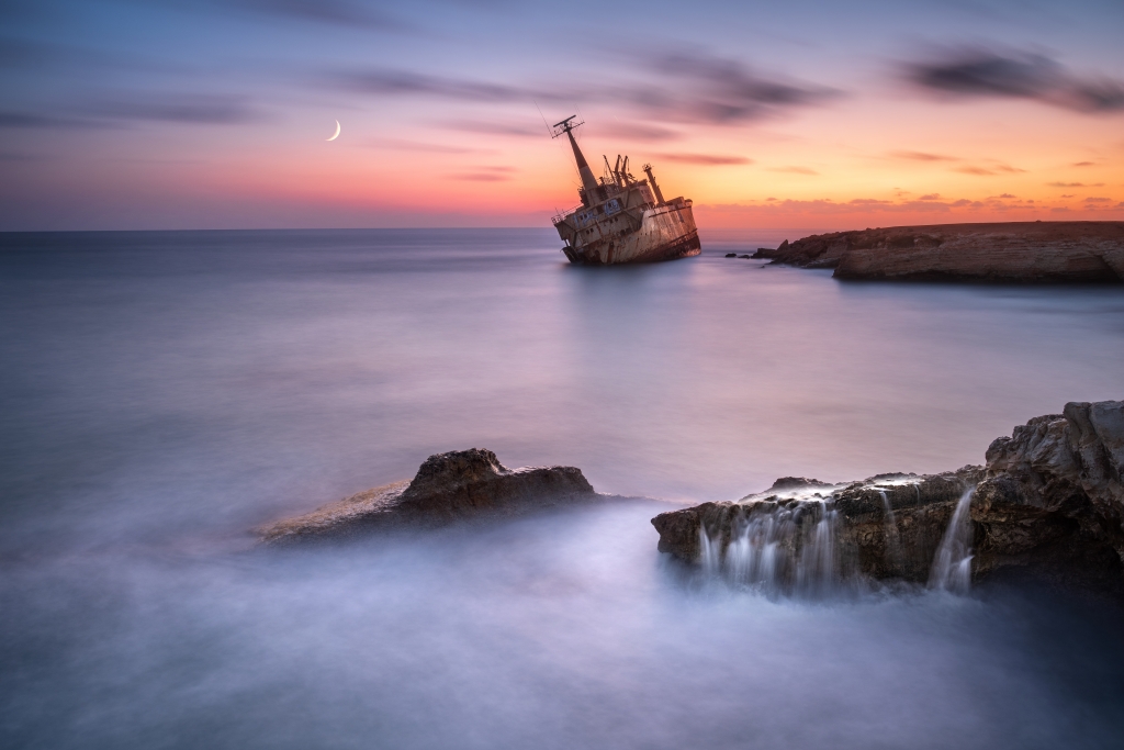 Il relitto della Edro III al tramonto, Paphos, Cipro