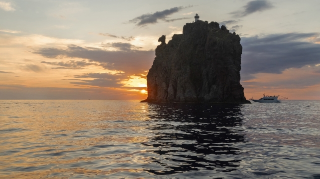 Isole Eolie - Strombolicchio · onofriopignataro
