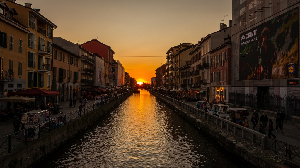 Tramonto sui Navigli