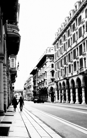 Via venti street genua