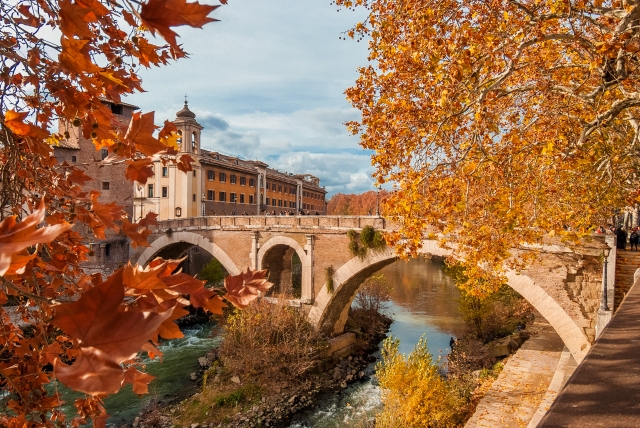Autunno lungo il Tevere