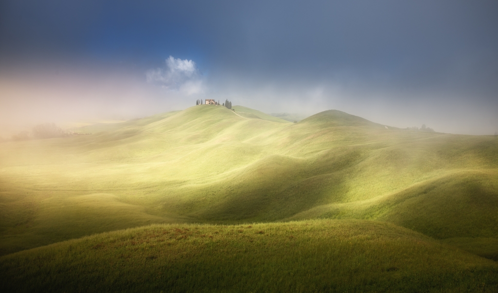 Primavera nelle crete senesi