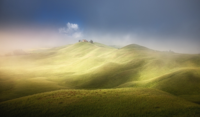 Primavera nelle crete senesi