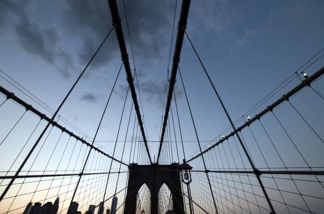 Walking on Brooklyn bridge