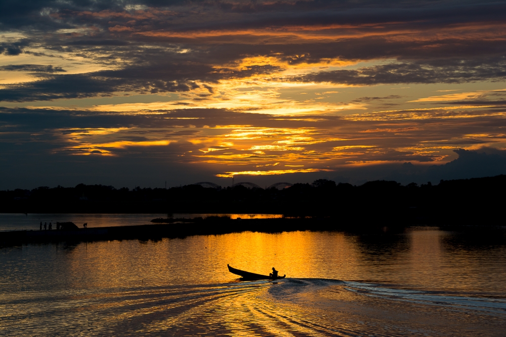 Sunset at Taungthaman Lake, Myanmar