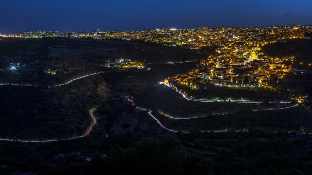 Strade per  Ragusa Ibla