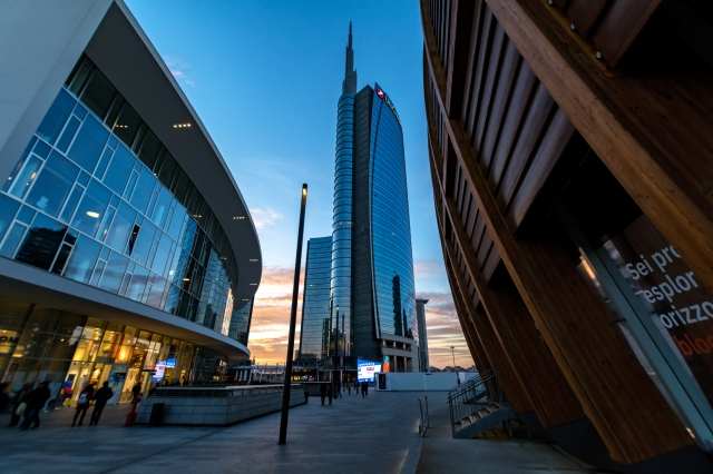 Milano, Piazza Gae Aulenti