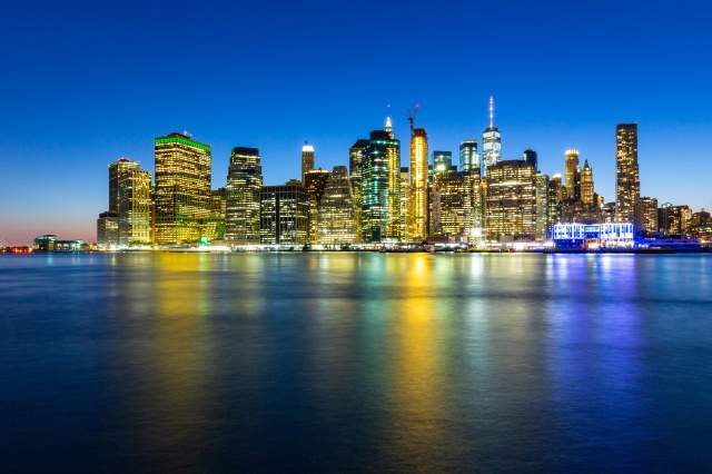 Manhattan di sera vista da Brooklyn Park - New York
