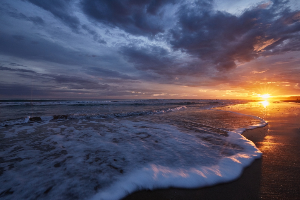L'alba sul mare