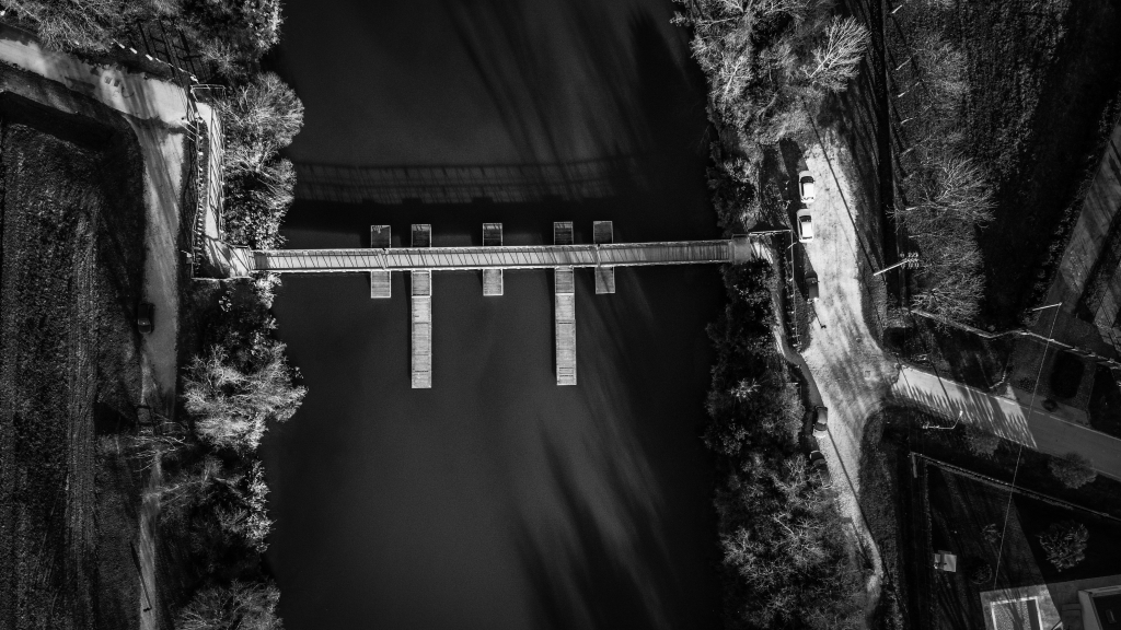 Quiet bridge