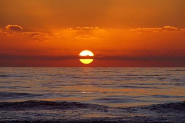 Tramonto sul mare in Versilia