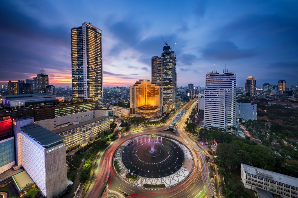 Un giro tra le luci di Jakarta