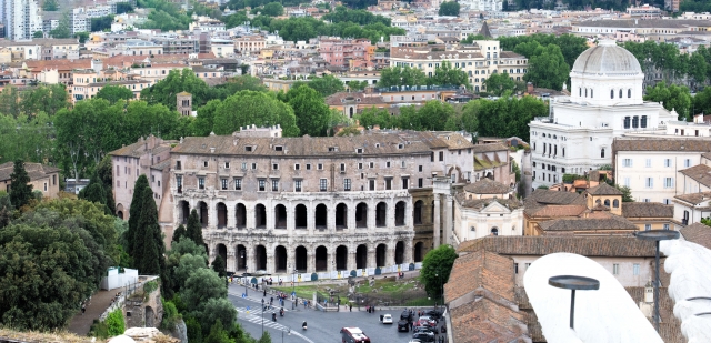 Il Teatro di Marcello e la Sinagoga · marioecora