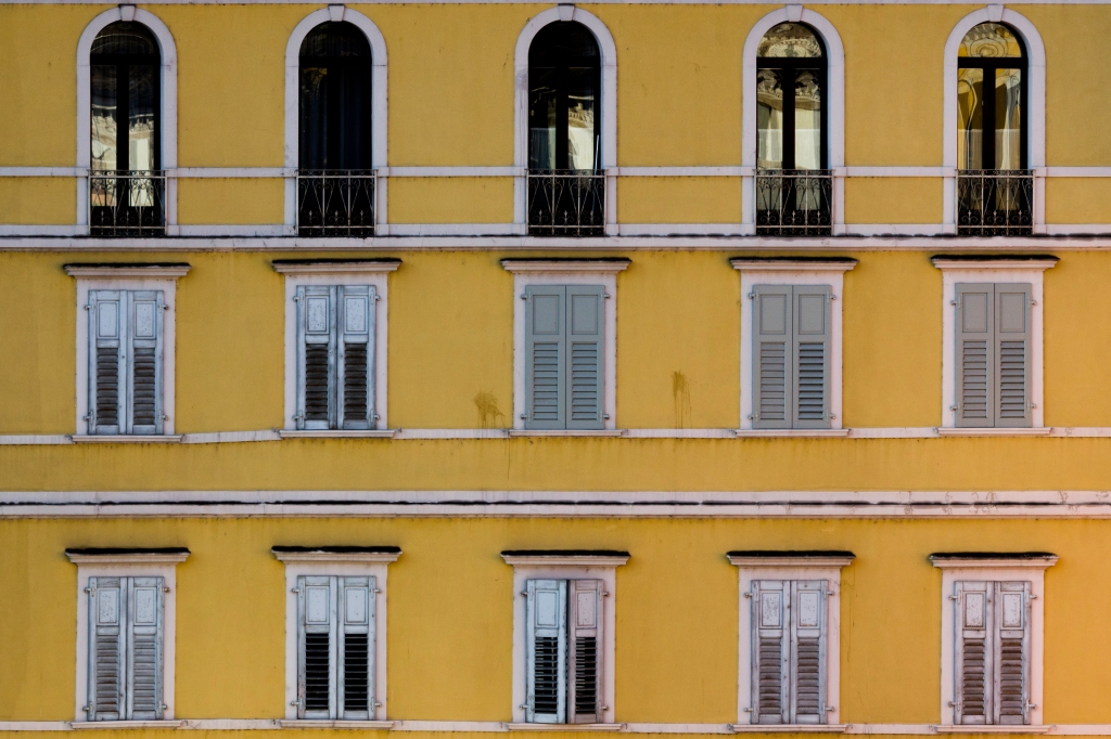 Palazzo al lago