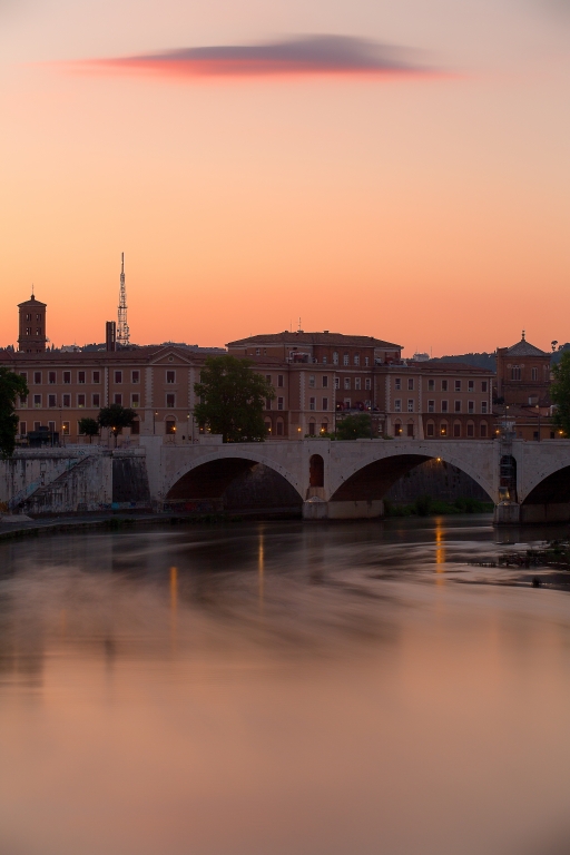 Nuvola, Ponte Principe Amedeo, Rome