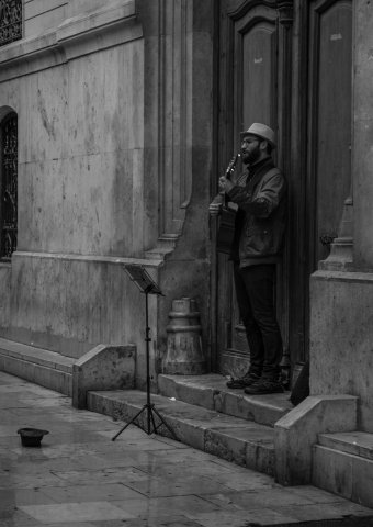 Street Singer