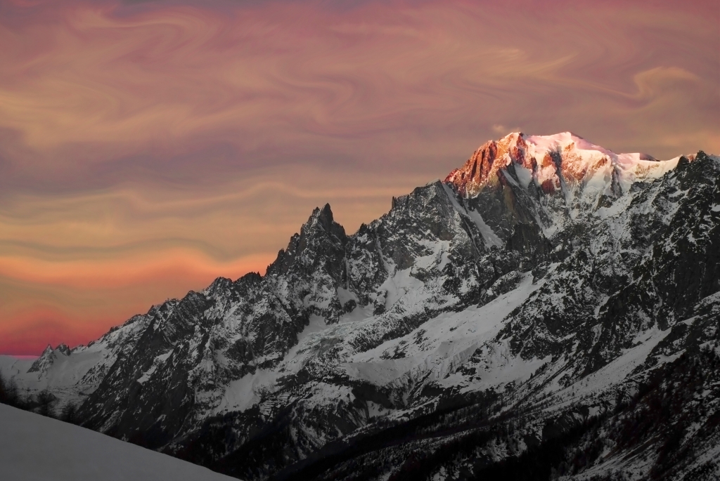 alba sul monte Bianco
