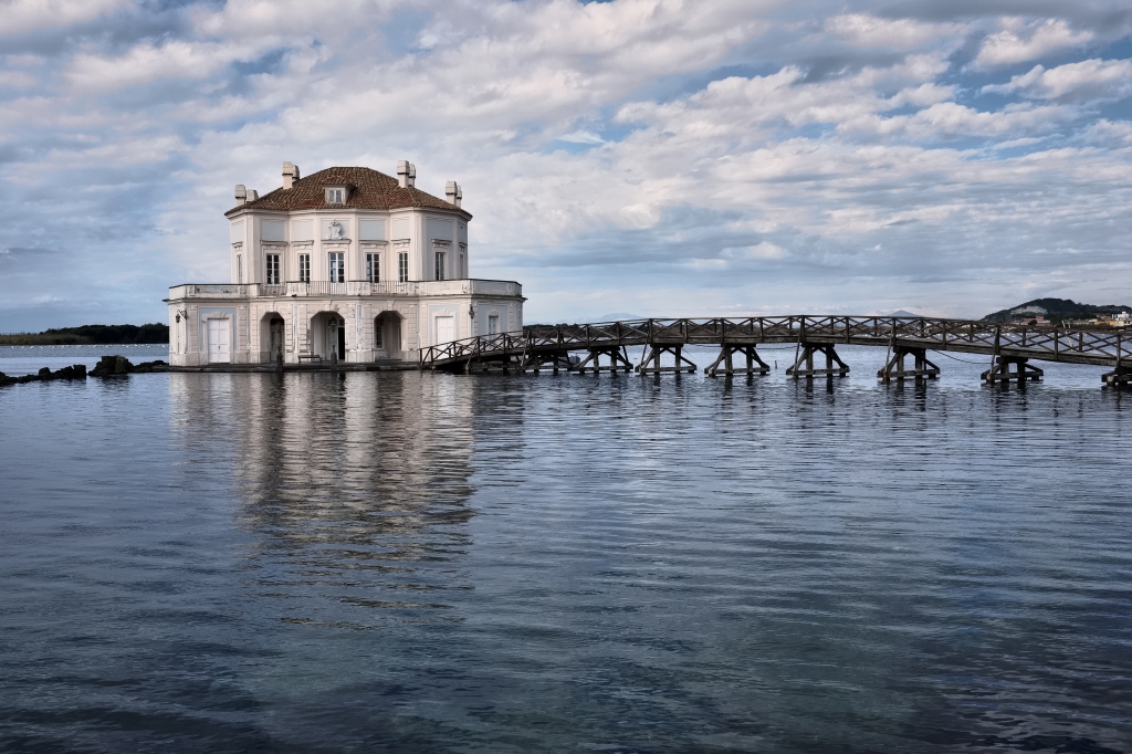 casina vanvitelliana