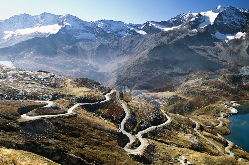 La strada tortuosa