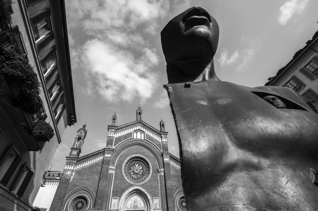 Tra sacro e profano