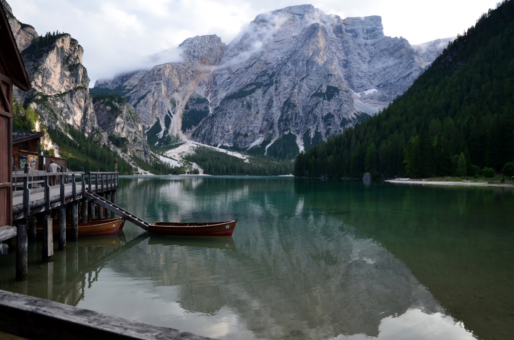 The lake of the fairies
