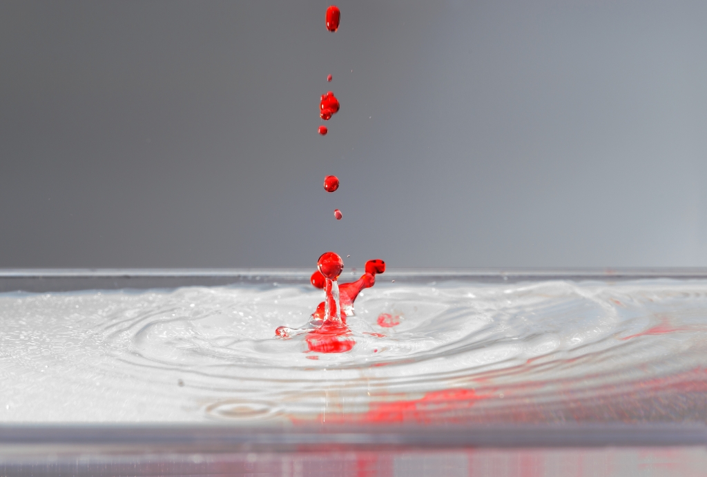 Gocce d'acqua rossa