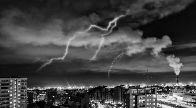 Periferia di notte · massimogea