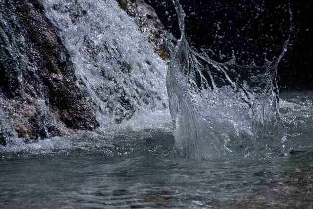 Acqua o cristallo ?