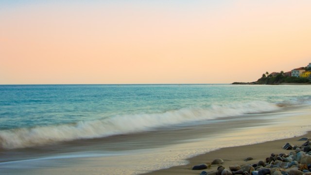 In riva al mare, al tramonto · dandri