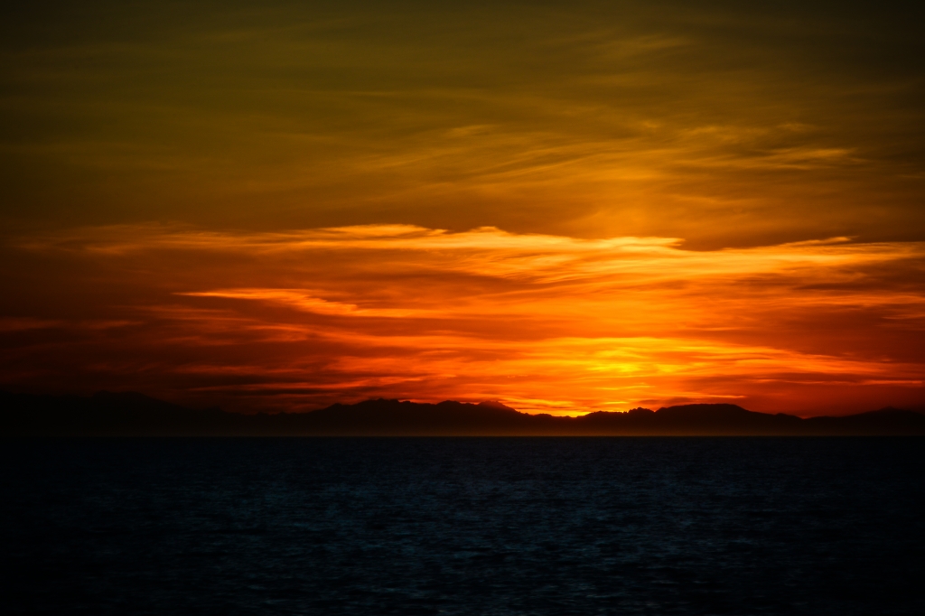 Tramonto sulla corsica
