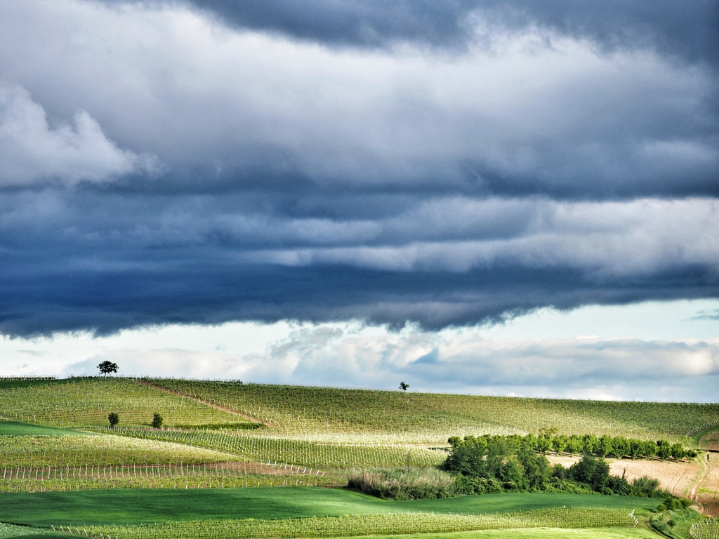 Dove le colline incontrano il cielo