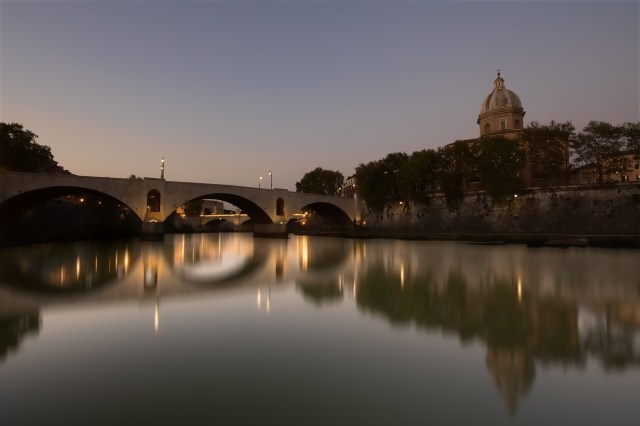 Along the Tiber, Rome