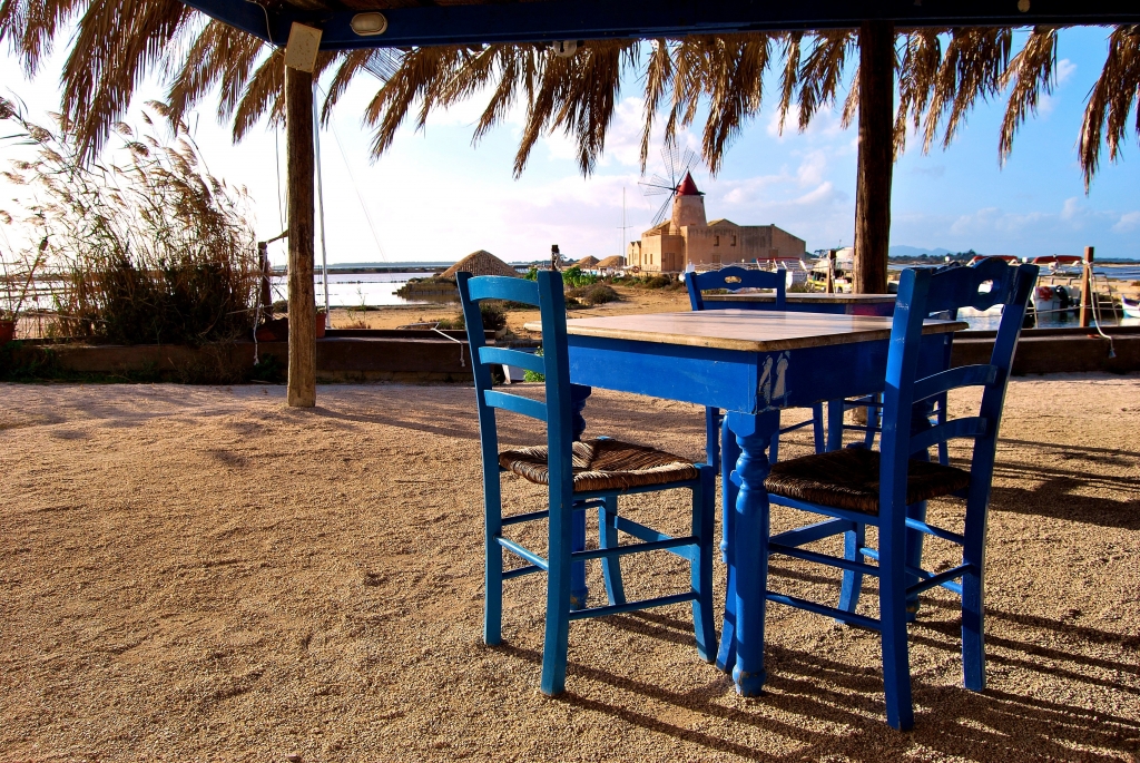 Aspettando il tramonto alle saline di Marsala
