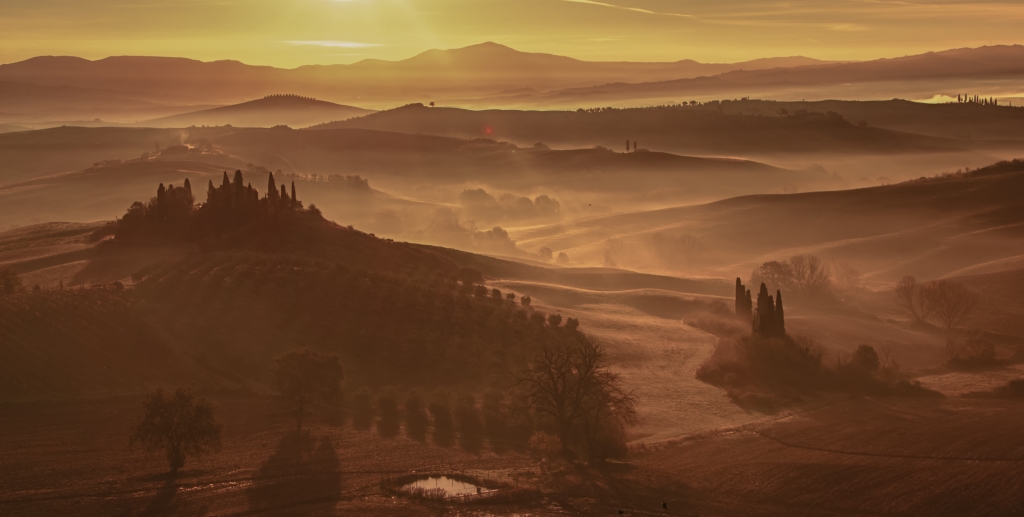 La nebbia agli irti colli