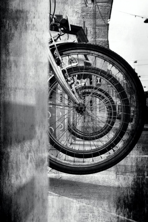 Gira il mondo gira