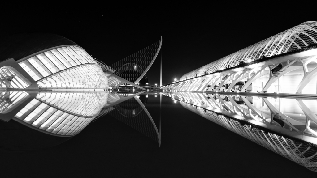 Valencia in notturno