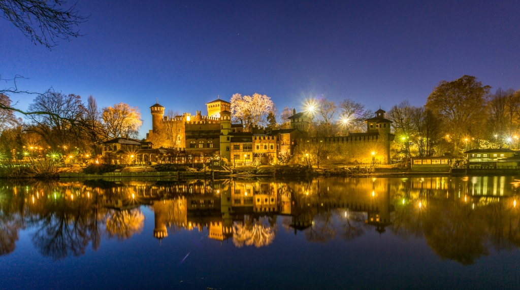 Castello Medievale di Torino alll'ora Blu