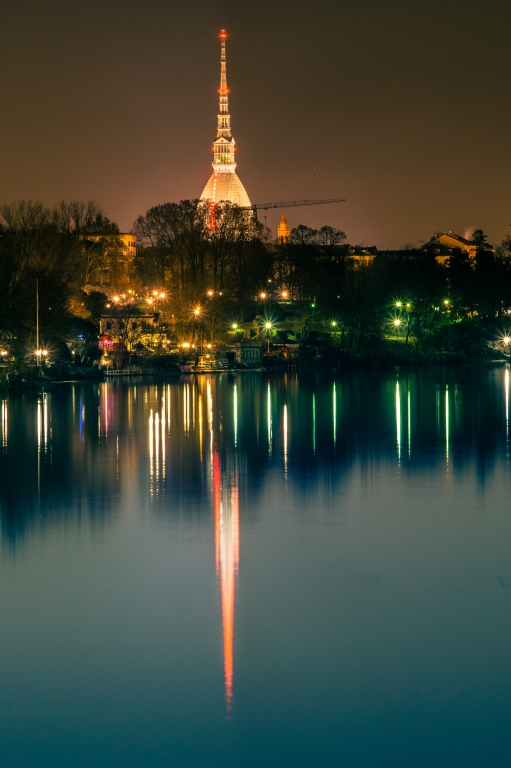 Mole Antonelliana di Torino con Riflesso
