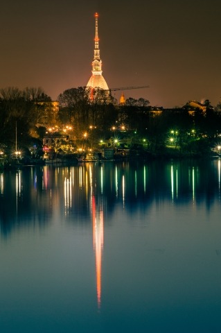 Mole Antonelliana di Torino con Riflesso