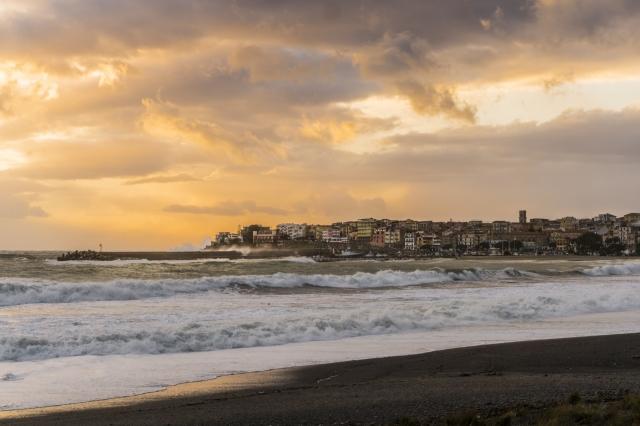 Mareggiata e Tramonto