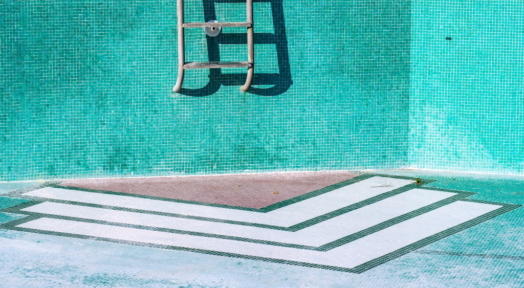 la piscina