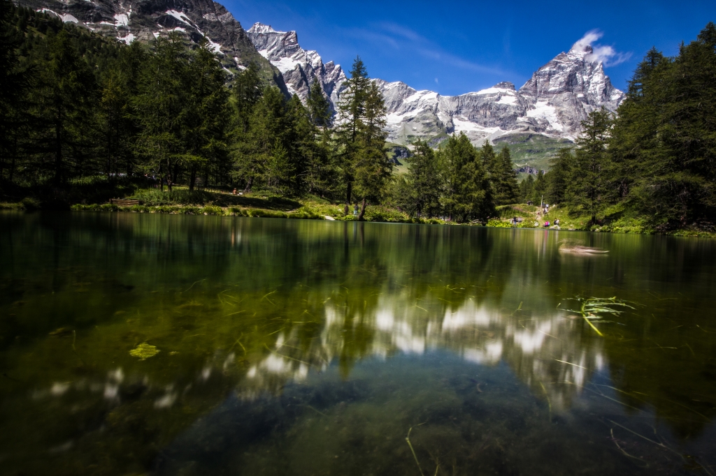 Il Cervino e il lago blu