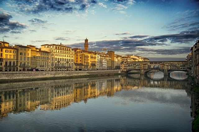L'Arno al tramonto