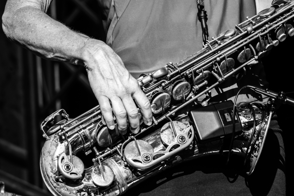 sax