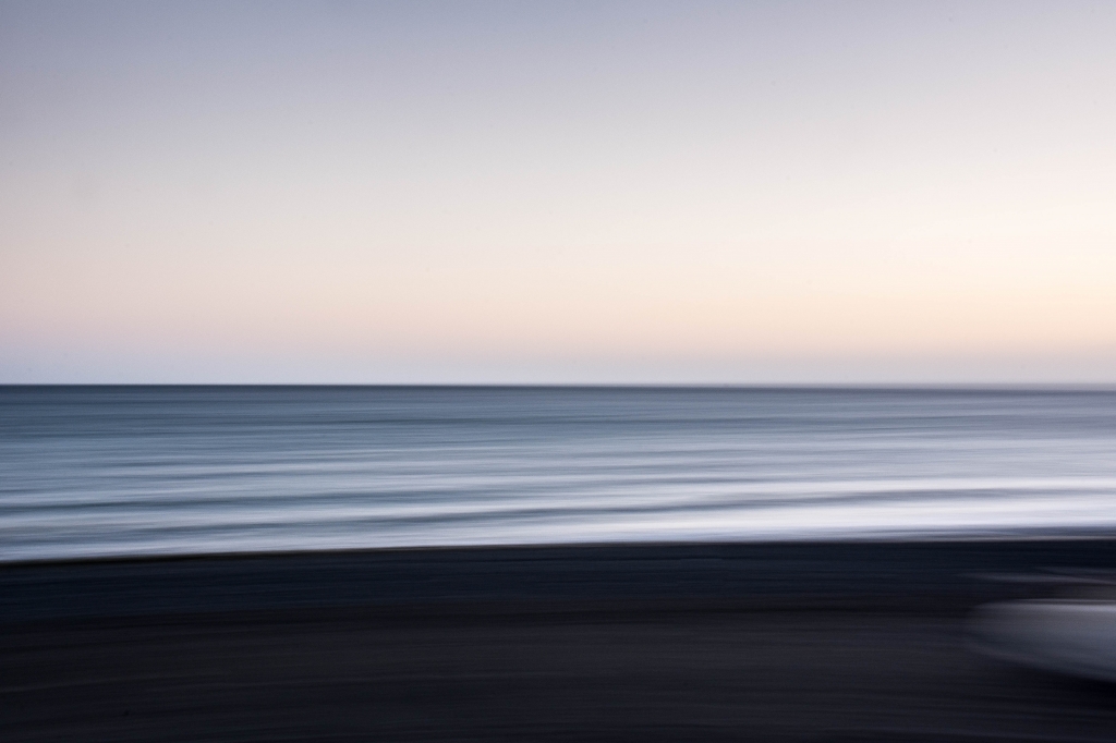 il mare, di notte