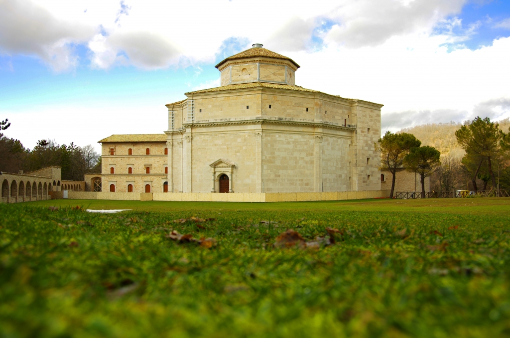 Santuario di Macereto